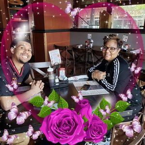 Meet your Posher, Lois